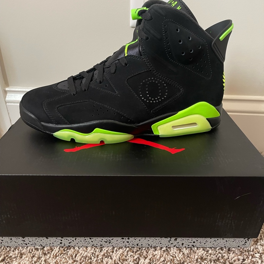 Very Rare Jordan 6 Oregon Issued Sneakers